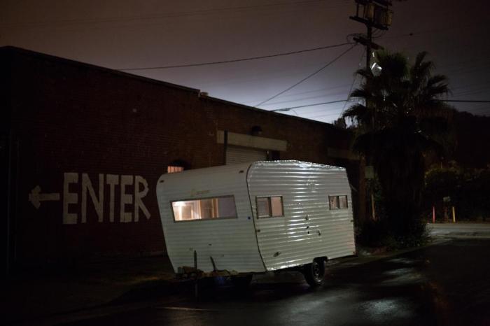 615466_439106136147220_1541145035_o